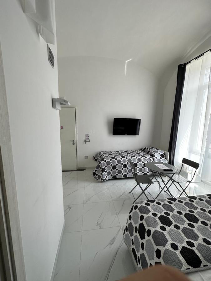 La Casetta - Rooms Сан-Джорджо-а-Кремано Экстерьер фото